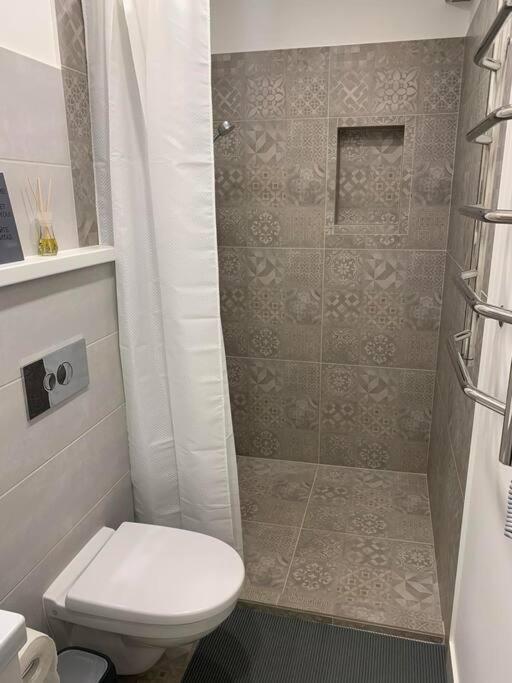 Cozy Apartment In Karmelava Екстер'єр фото