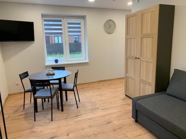Cozy Apartment In Karmelava Екстер'єр фото